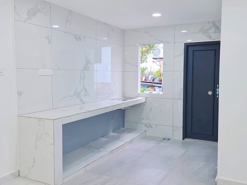 1-storey Terraced House for Sale in Taman Puteri Wangsa (Ulu Tiram) - Gordon Chai - Kitchen - PropertyGuru.com.my