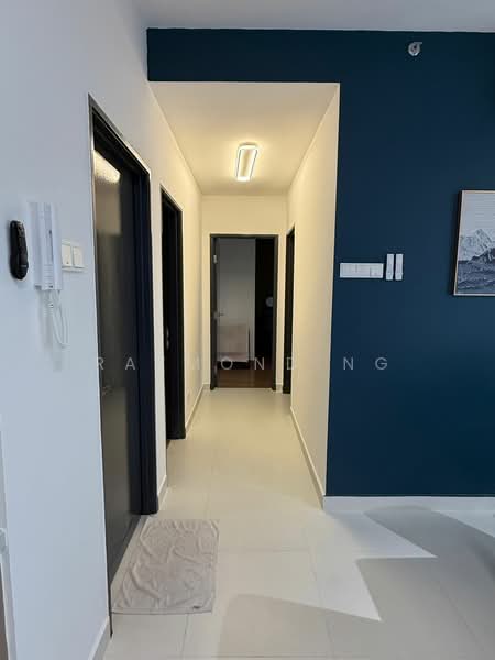 Kediaman Servis untuk Disewa di The Tropika - Raymond Ng - Corridor - PropertyGuru.com.my
