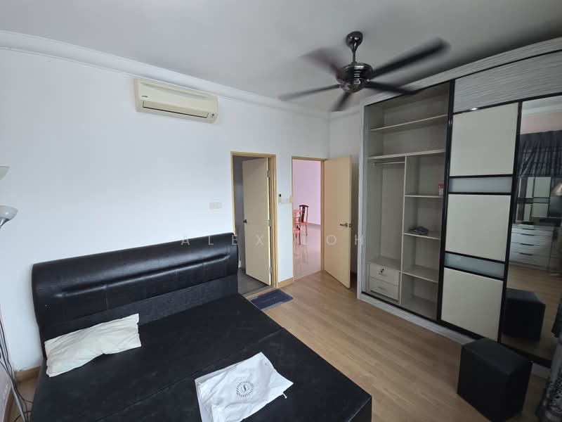 Kediaman Servis untuk Disewa di Metropolitan Square - Alex Loh - Bedroom - PropertyGuru.com.my