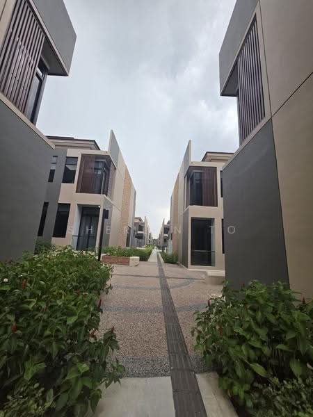 2-storey Terraced House for Sale in Puteri Harbour (Iskandar Puteri (Nusajaya)) - Sherlin To - Exterior - PropertyGuru.com.my