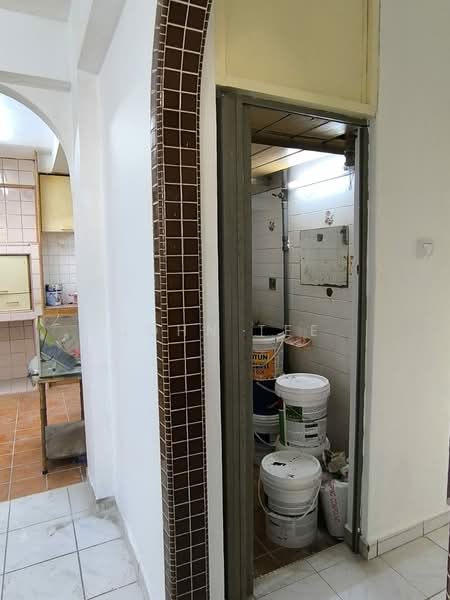 Rumah Flat untuk Dijual di Taman Sri Sentosa - John Tee - Interior - PropertyGuru.com.my