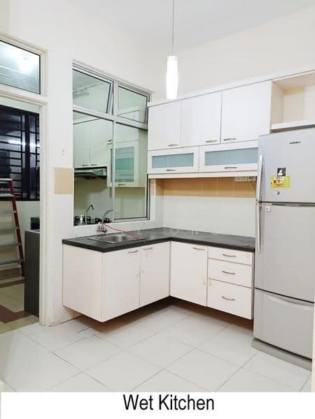 Apartment for Sale at Kipark Apartment - Bill Ong - Kitchen - PropertyGuru.com.my