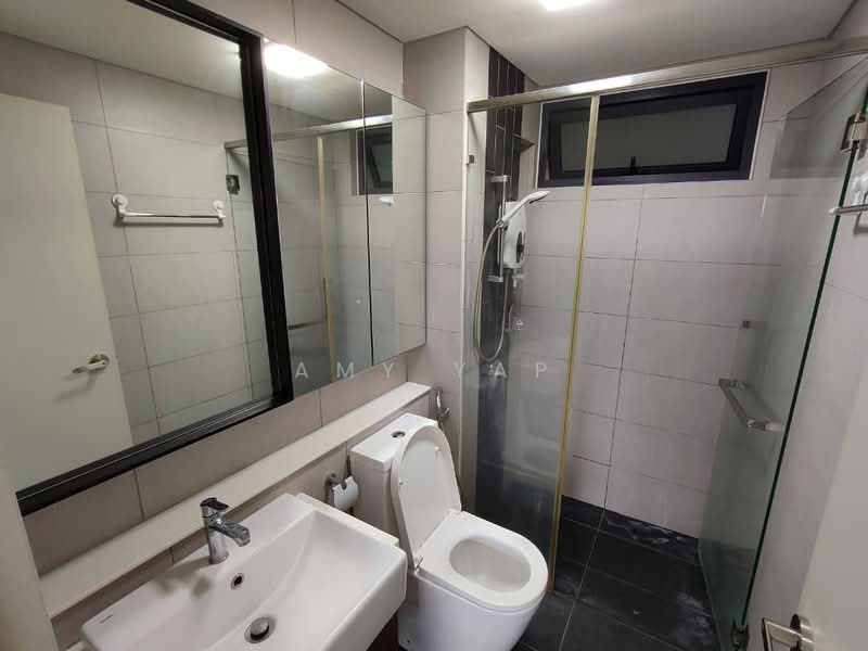 Kediaman Servis untuk Disewa di Three33 Residence - Amy Yap - Bathroom - PropertyGuru.com.my