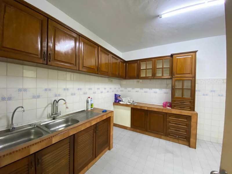 Rumah Teres 2-Tingkat untuk Disewa di Bandar Menjalara (Kuala Lumpur) - Amy Yap - Kitchen - PropertyGuru.com.my