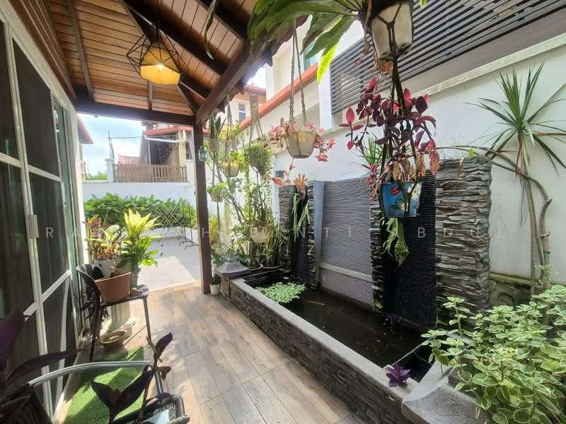 Semi-Detached House for Sale in Setia Eco Park (Setia Alam) - Rafedah Binti Abdul Aziz - Garden - PropertyGuru.com.my