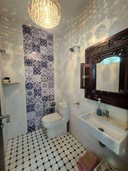 Semi-Detached House for Sale in Setia Eco Park (Setia Alam) - Rafedah Binti Abdul Aziz - Bathroom - PropertyGuru.com.my