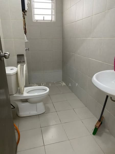 Kondominium untuk Dijual di Residensi KepongMas - Amy Yap - Bathroom - PropertyGuru.com.my