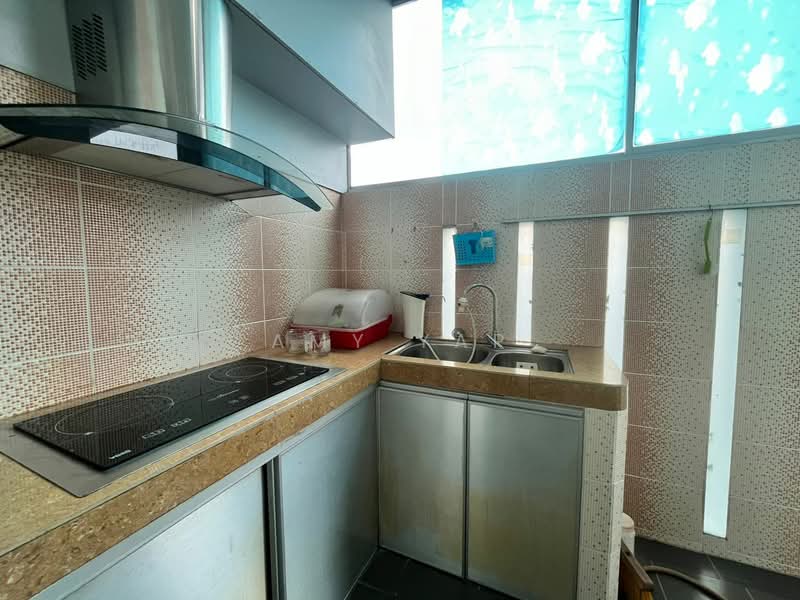 Condominium for Sale at First Residence (Residensi Unggul) - Amy Yap - Kitchen - PropertyGuru.com.my
