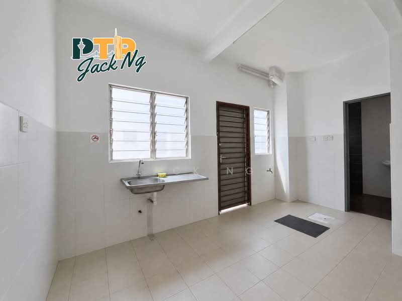 Rumah Teres 2-Tingkat untuk Disewa di Bandar Cassia (Batu Kawan) - Jack Ng - Kitchen - PropertyGuru.com.my