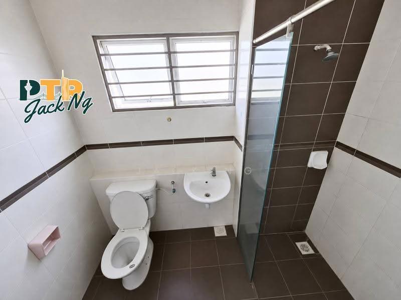 Rumah Teres 2-Tingkat untuk Disewa di Bandar Cassia (Batu Kawan) - Jack Ng - Bathroom - PropertyGuru.com.my