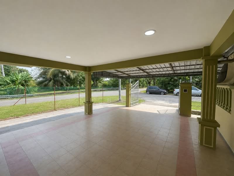 Rumah Teres 2-Tingkat untuk Dijual di Taman Bukit Dahlia (Pasir Gudang) - Sufi Norman - Exterior - PropertyGuru.com.my