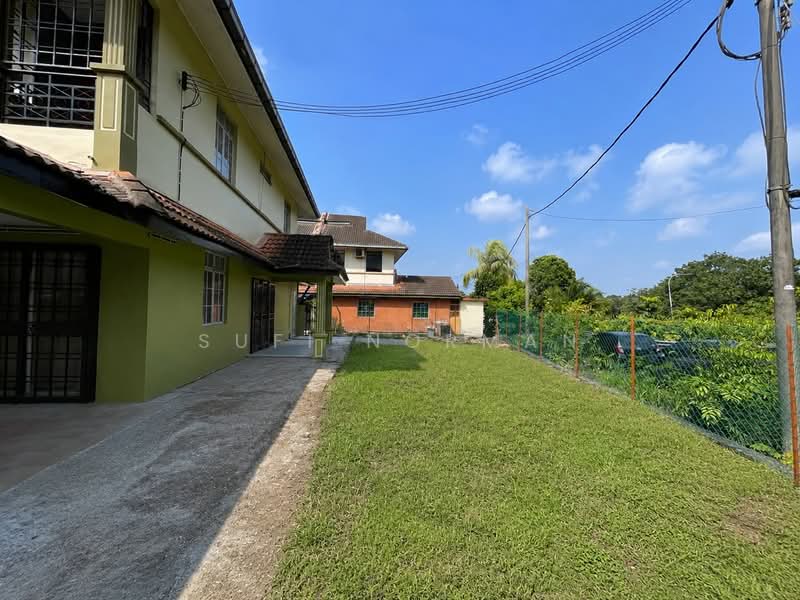 Rumah Teres 2-Tingkat untuk Dijual di Taman Bukit Dahlia (Pasir Gudang) - Sufi Norman - Exterior - PropertyGuru.com.my