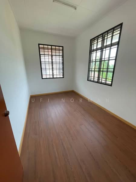 Rumah Teres 2-Tingkat untuk Dijual di Taman Bukit Dahlia (Pasir Gudang) - Sufi Norman - Interior - PropertyGuru.com.my