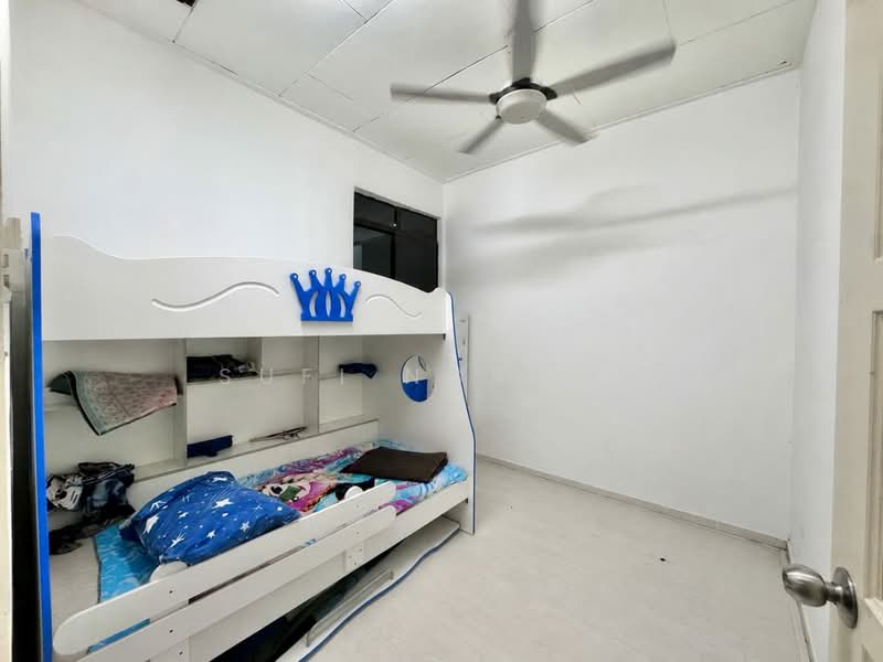 1-storey Terraced House for Sale in Taman Daya (Johor Bahru) - Sufi Norman - Bedroom - PropertyGuru.com.my