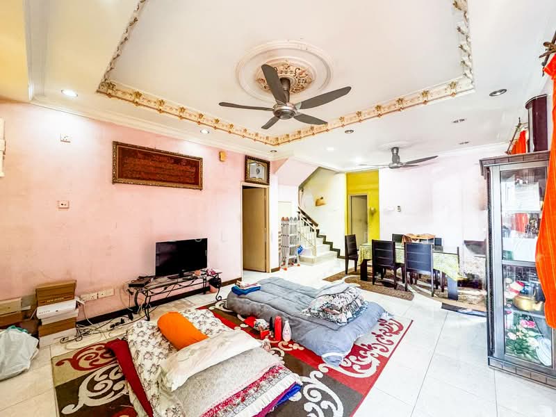 Rumah Berkembar untuk Dijual di Bandar Baru Salak Tinggi (Sepang) - Zul Hasif - PropertyGuru.com.my