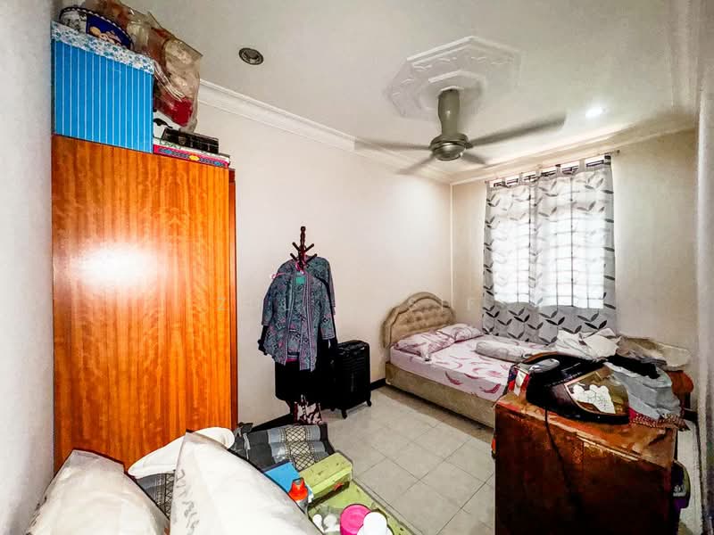 Rumah Berkembar untuk Dijual di Bandar Baru Salak Tinggi (Sepang) - Zul Hasif - PropertyGuru.com.my