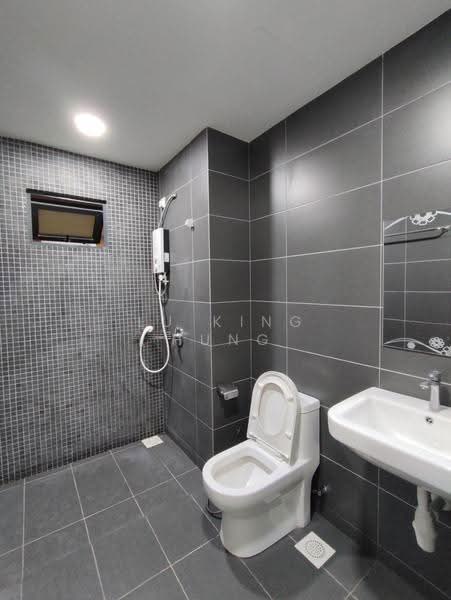 Condominium for Rent at Parkhill Residence - Lu King Hung - Bathroom - PropertyGuru.com.my