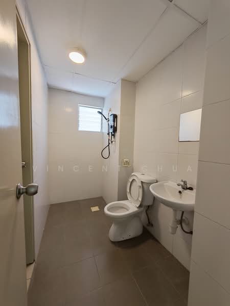 Condominium for Rent at Kiara Residence (Residensi Kiara Jalil 1) - Vincent Chua - Bathroom - PropertyGuru.com.my