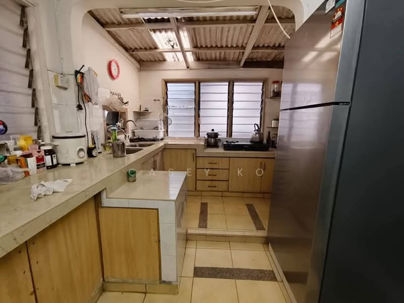 Rumah Teres untuk Disewa di Ampang (Ampang) - Casey Ko - Kitchen - PropertyGuru.com.my