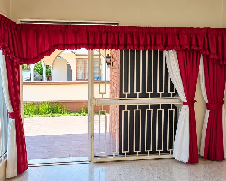 Rumah Berkembar untuk Dijual di Westpool Park (Ipoh) - SK Kok - Entrance - PropertyGuru.com.my