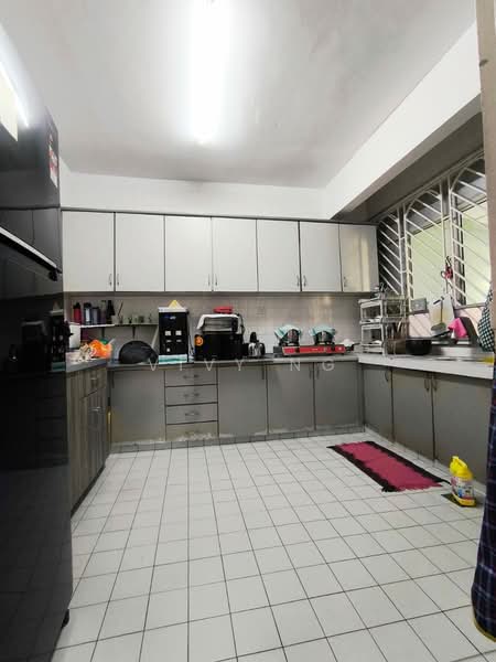 Rumah Teres 1.5-Tingkat untuk Dijual di Taman Perling (Perling) - Vivy Ng - Kitchen - PropertyGuru.com.my