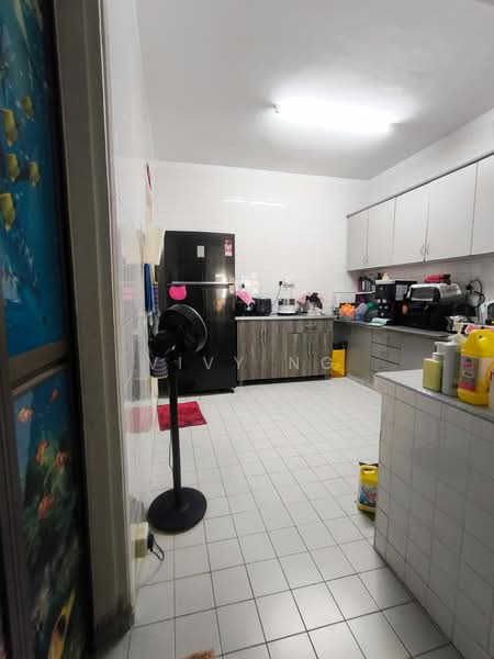 Rumah Teres 1.5-Tingkat untuk Dijual di Taman Perling (Perling) - Vivy Ng - Kitchen - PropertyGuru.com.my