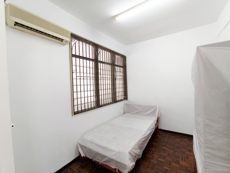 Flat for Sale at Taman Lip Sin Block 1, 3 & 5 - Celine Cheah - Bedroom - PropertyGuru.com.my
