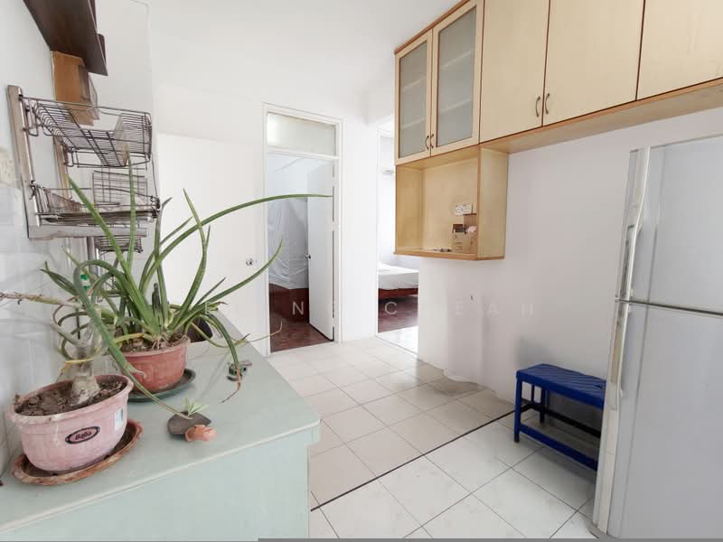 Flat for Sale at Taman Lip Sin Block 1, 3 & 5 - Celine Cheah - Kitchen - PropertyGuru.com.my
