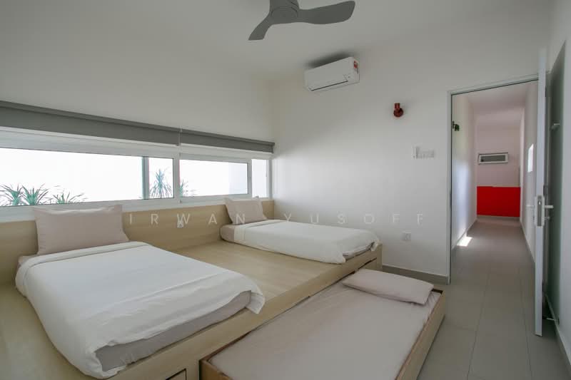 Bungalow House for Sale in Kampung Baharu (Port Dickson) - Irwan Yusoff - PropertyGuru.com.my