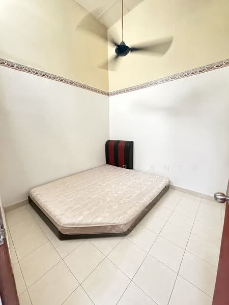 Rumah Teres 1-Tingkat untuk Dijual di Taman Sungai Kapar Indah (Kapar) - Rudy Hartanto - Bedroom - PropertyGuru.com.my