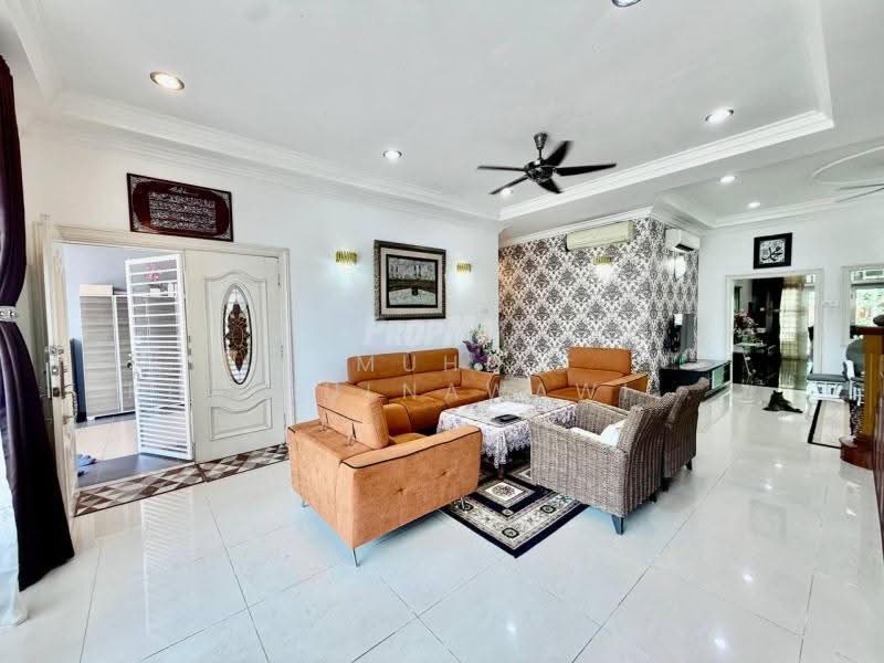 Rumah Berkembar untuk Dijual di Ampang Jaya (Ampang) - Muhd Khairulnawawi Kamaruddin - Living Room - PropertyGuru.com.my