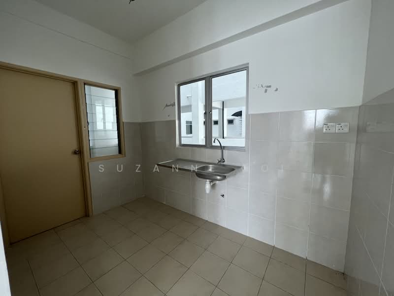 Apartment for Sale at Idaman Lavender 4 - Suzanne Ooi - Kitchen - PropertyGuru.com.my