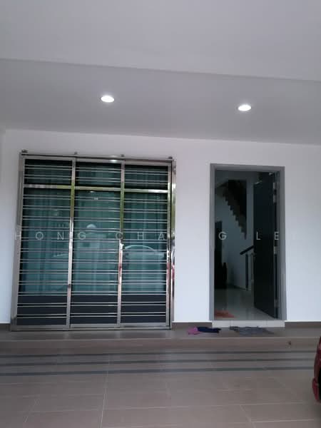 2-storey Terraced House for Rent in Iskandar Puteri (Nusajaya) (Johor) - Hong Charng Lee - Entrance - PropertyGuru.com.my