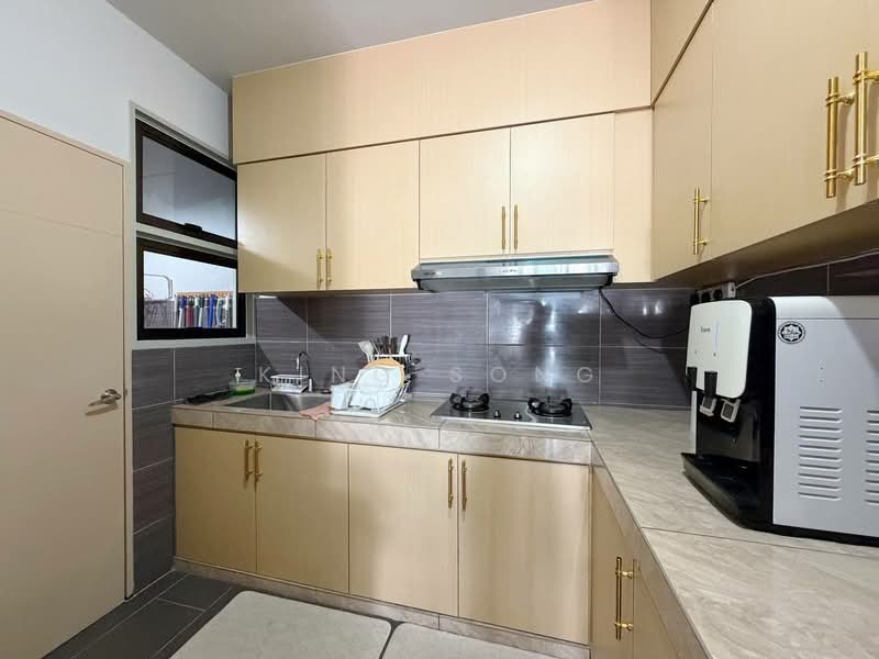 Condominium for Sale at Admiral Residences - King Song - Kitchen - PropertyGuru.com.my
