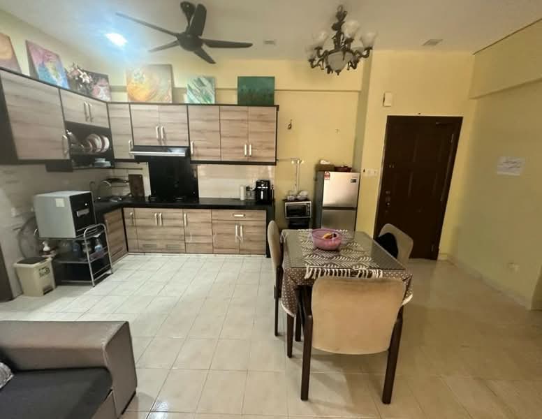 Condominium for Rent at Kuantan Tembeling Resort - Jyn Yap - Kitchen - PropertyGuru.com.my