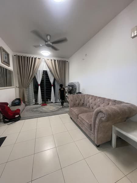 Kondominium untuk Disewa di Residensi Damai - Kimmy Lee - Living Room - PropertyGuru.com.my