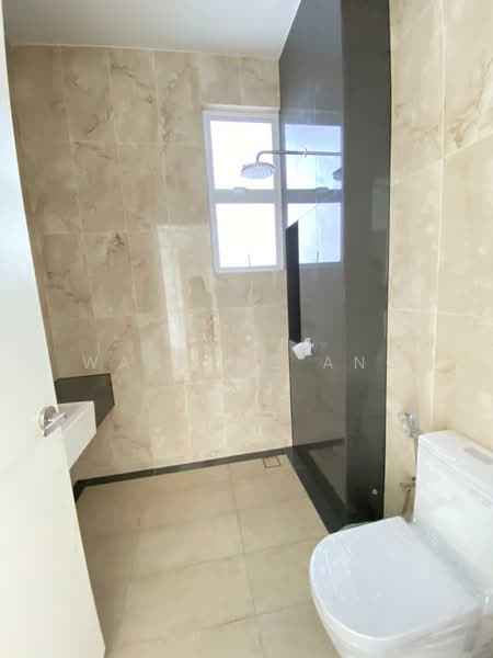 Rumah Kluster untuk Disewa di Setia Tropika (Johor Bahru) - Wallace Ang - Bathroom - PropertyGuru.com.my