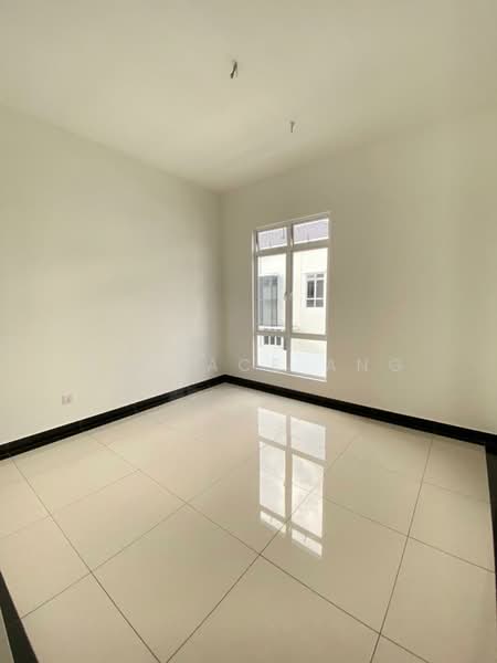Rumah Kluster untuk Disewa di Setia Tropika (Johor Bahru) - Wallace Ang - Interior - PropertyGuru.com.my