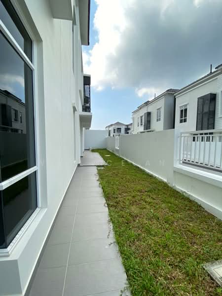Rumah Kluster untuk Disewa di Setia Tropika (Johor Bahru) - Wallace Ang - Exterior - PropertyGuru.com.my
