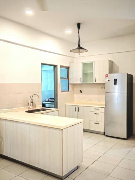 Kondominium untuk Disewa di Suria Jelatek - Desmond Low - Kitchen - PropertyGuru.com.my