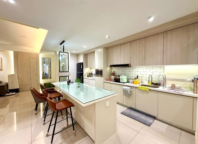 Service Residence for Sale at East Parc @ Manjalara - Jercy Tan - Kitchen - PropertyGuru.com.my