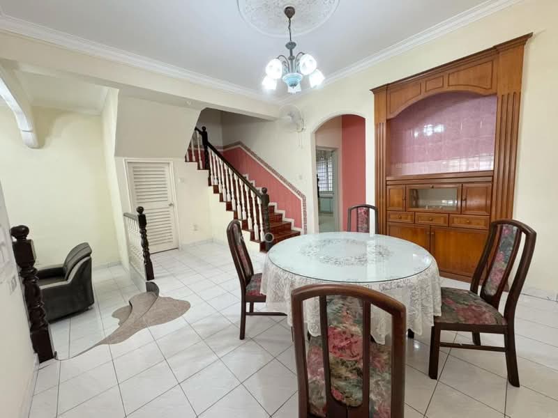 2-storey Terraced House for Sale in Johor Bahru (Johor) - Nikko Soh - Dining Room - PropertyGuru.com.my