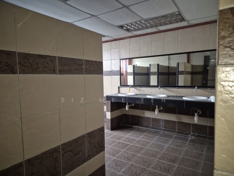 Shop / Office for Rent in Kota Kinabalu (Sabah) - Siz Mee Yen - Bathroom - PropertyGuru.com.my