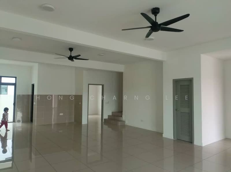 Rumah Teres 2-Tingkat untuk Disewa di Johor Bahru (Johor) - Hong Charng Lee - Living Room - PropertyGuru.com.my