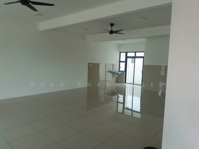 Rumah Teres 2-Tingkat untuk Disewa di Johor Bahru (Johor) - Hong Charng Lee - Living Room - PropertyGuru.com.my