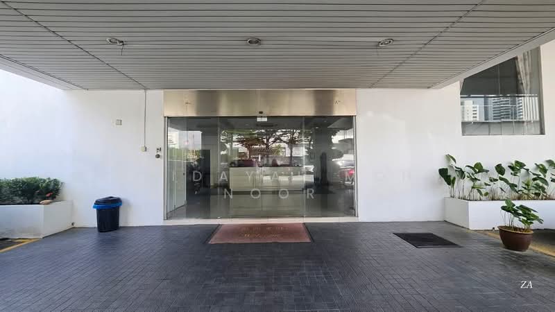Factory for Sale in Petaling Jaya (Selangor) - Noor Hidayah Mohamad Noor - Entrance - PropertyGuru.com.my