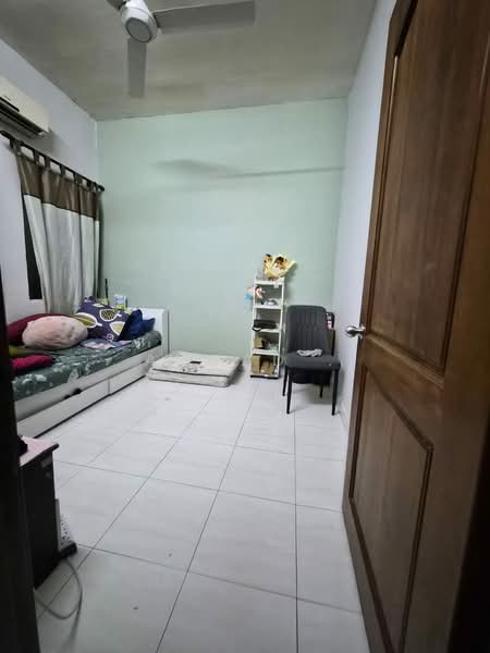 2-storey Terraced House for Sale in Taman Sungai Dua Utama (Butterworth) - Aswad . - Bedroom - PropertyGuru.com.my