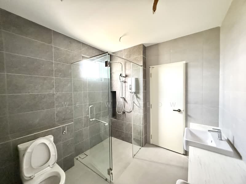 Rumah Teres untuk Dijual di Banting (Selangor) - Wei Wei Low - Bathroom - PropertyGuru.com.my