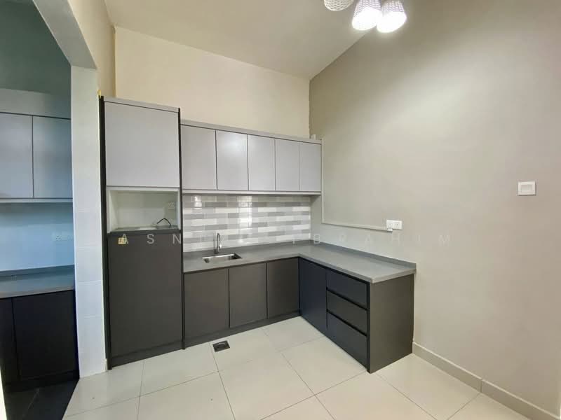Rumah Berkembar untuk Disewa di Taman Melawati (Ulu Kelang) - Hasniza Ibrahim - Kitchen - PropertyGuru.com.my