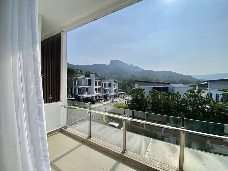Rumah Berkembar untuk Disewa di Taman Melawati (Ulu Kelang) - Hasniza Ibrahim - Exterior - PropertyGuru.com.my